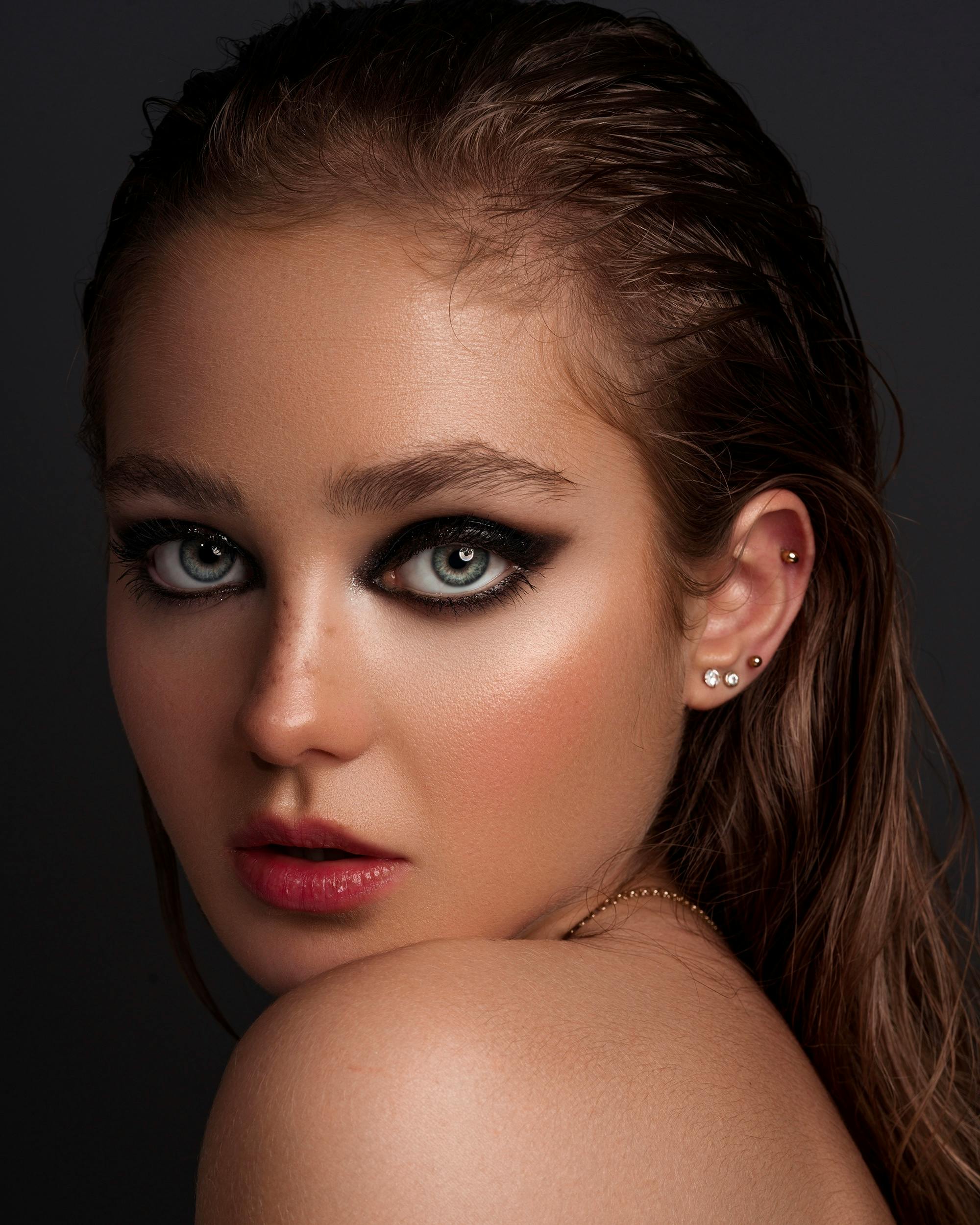 Embracing the Bold: Mastering the Smokey Eye Look