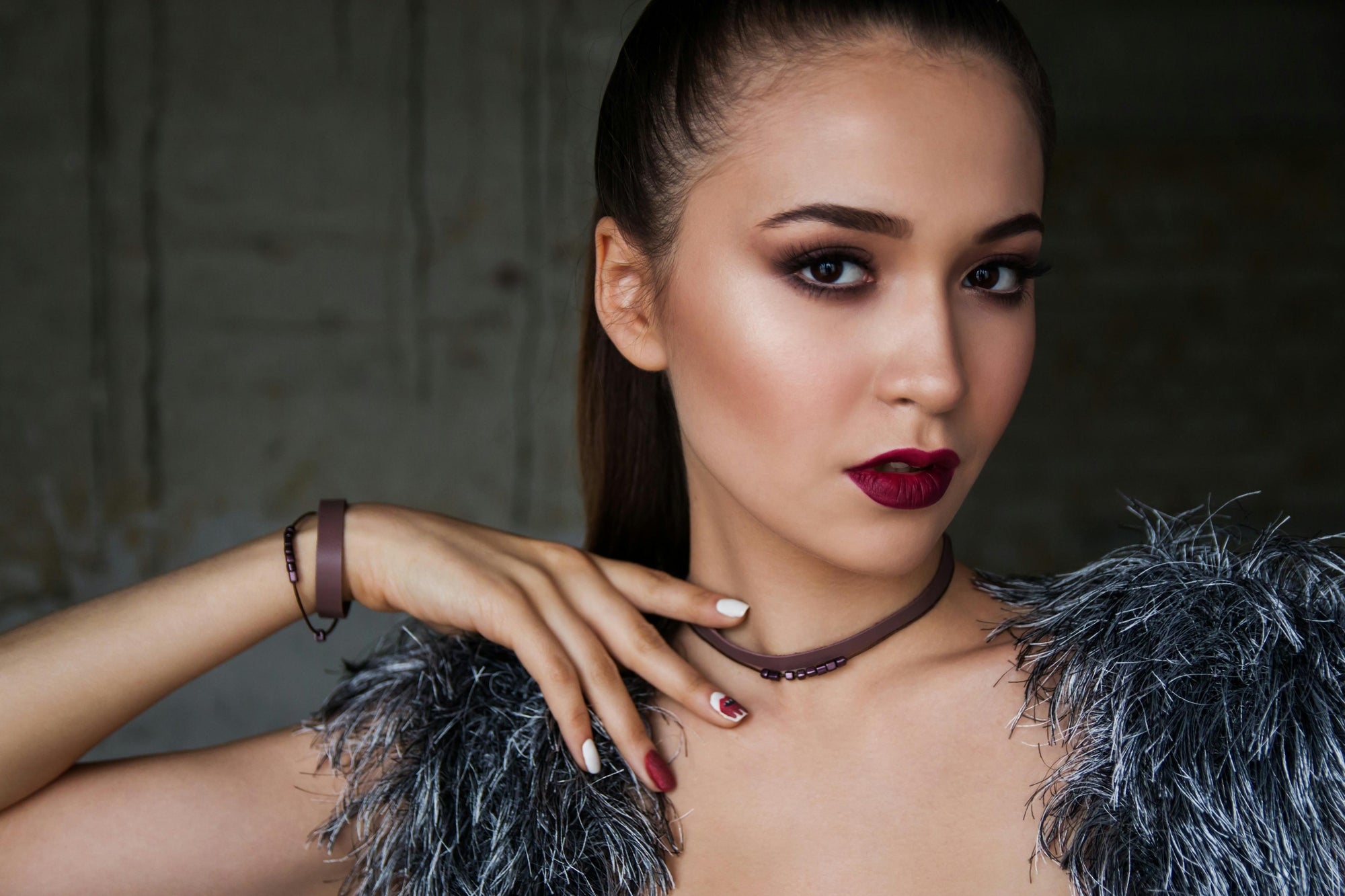 How to Achieve a Bold Evening Look with Deep Berry Lips